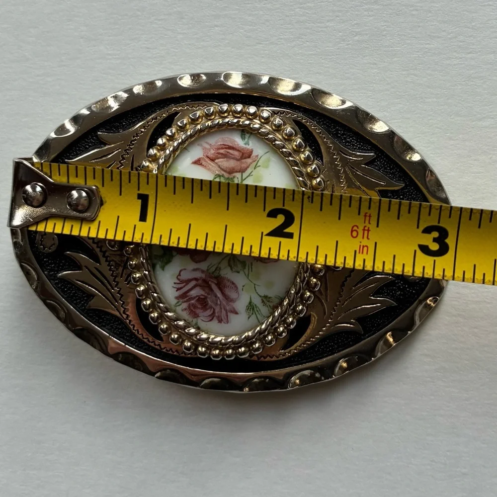 Vintage Silver Western Belt Buckle With Porcelain Floral Center Stone - Picture 4 of 5